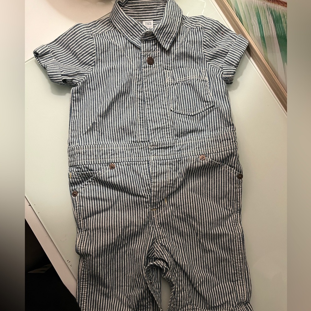 Gap 6-12 months little Jean seersucker jump suit